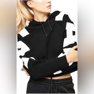 Long sleeve crop sweatshirt by IvyPark